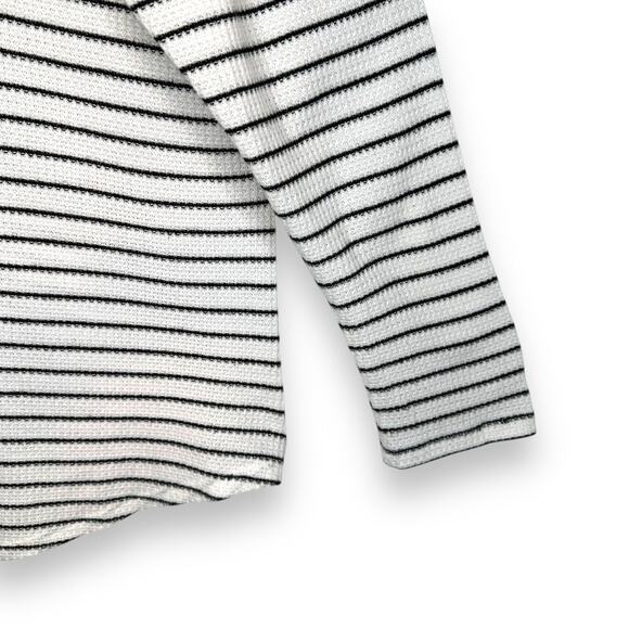 Torrid Women's Waffle Snap Henley Long Sleeve Tee Size 3X Stripe Black White - Picture 8 of 10